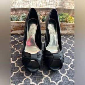 White House Black Market Women's Peep Toe Heels- size 8.5